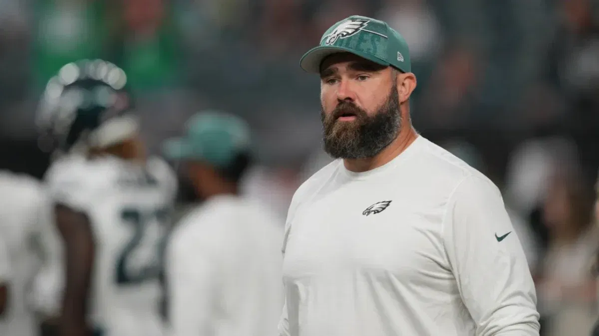 (Video) Jason Kelce's Unconventional Display at Eagles Autism Foundation Wins the Internet 1 (Video) Jason Kelce's Unconventional Display at Eagles Autism Foundation Wins the Internet