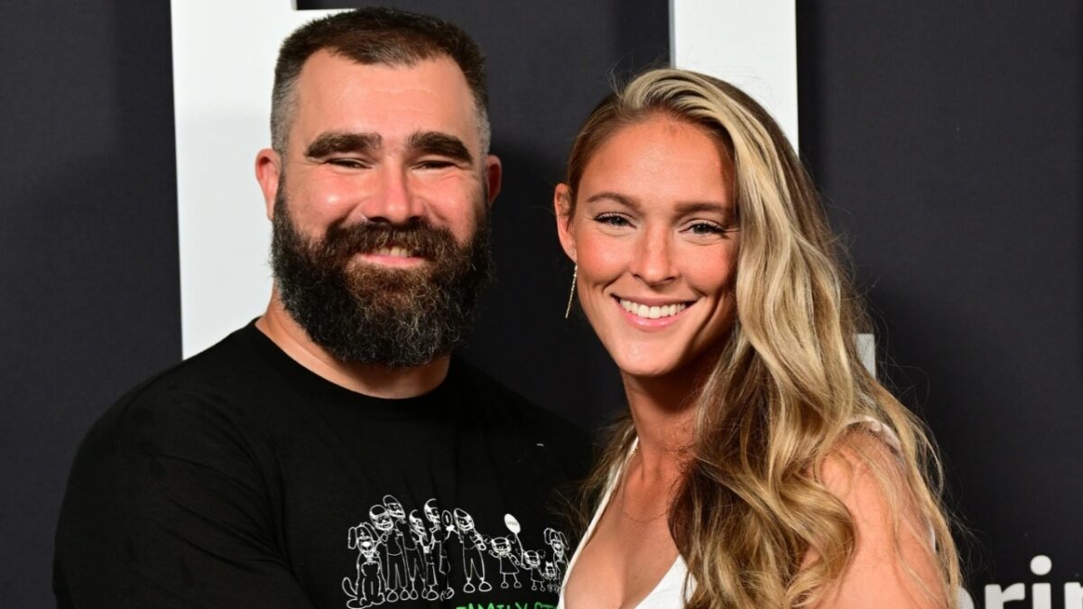Jason Kelce's Wife Kylie Admits His Height Was the Reason She Found Him Attractive 1 Jason and Kylie Kelce