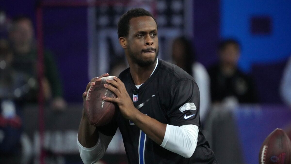 Raiders' QB Geno Smith Attracts Massive Criticism on Social Media for Bragging about His NFL Money: "Nothing More Disgusting"