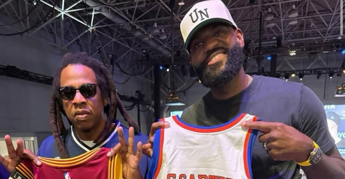 Lack of LeBron James Trade Interest Among NBA GMs Spawns More Memes About 40-Year-Old