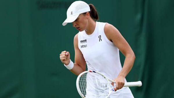 Iga Swiatek Makes Hilarious Wimbledon Apology After Cruising into the Second Round