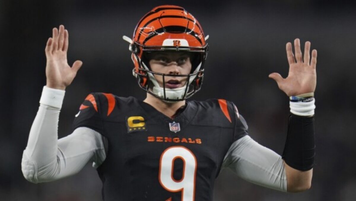 Joe Burrow (2)