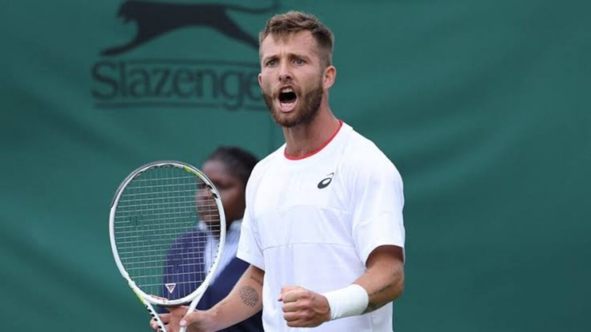 (Video) Corentin Moutet hits a Ridiculous Between The Legs Dropshot at Wimbledon 1 Corentin Moutet
