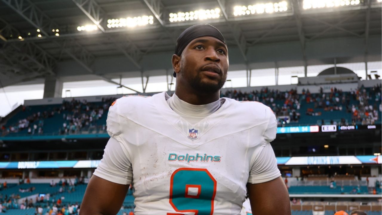 After Joining the Steelers, Jonnu Smith Admits He Aspired to End His Career with Miami