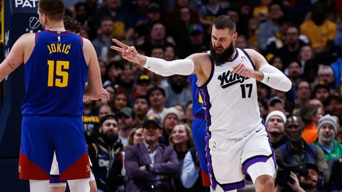 Nikola Jokic Possibly Losing His Backup to Europe Despite Trade Sends Fans in Splits: "Damn Denver That Bad?" 1 Jonas Valanciunas could be the perfect backup for Nikola Jokic