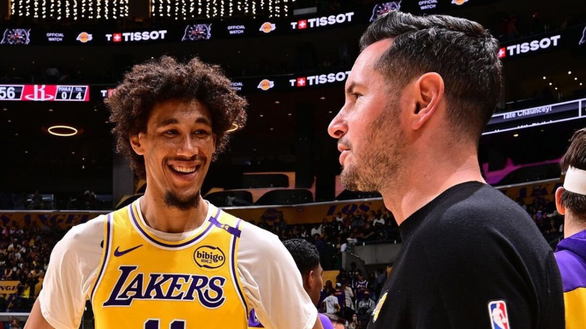 Jaxson Hayes Returns to Lakers with No-Trade Clause Under His Belt 1 Jaxson Hayes and head coach JJ Redick
