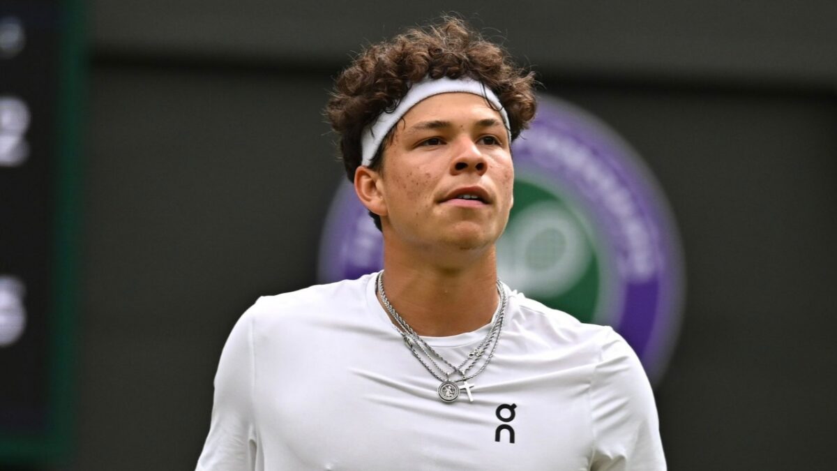 Ben Shelton Reveals Hilarious Story About his Interaction with the Chair Umpire Over Match Suspension at Wimbledon 2 Ben Shelton