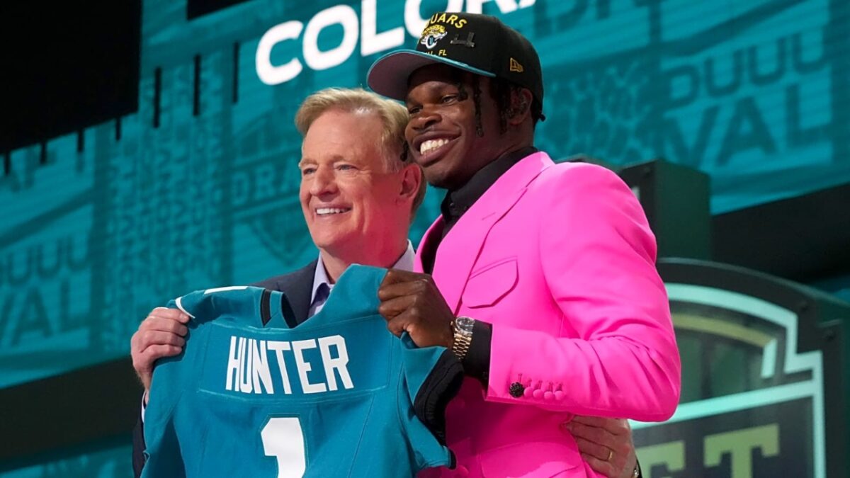 Jaguars Receive Travis Hunter Warning from 3x Super Bowl Winner Travis Kelce: "Teams Are Gonna Be Going After Him" 1 Jaguars Receive Travis Hunter Warning from 3x Super Bowl Winner Travis Kelce: "Teams Are Gonna Be Going After Him"