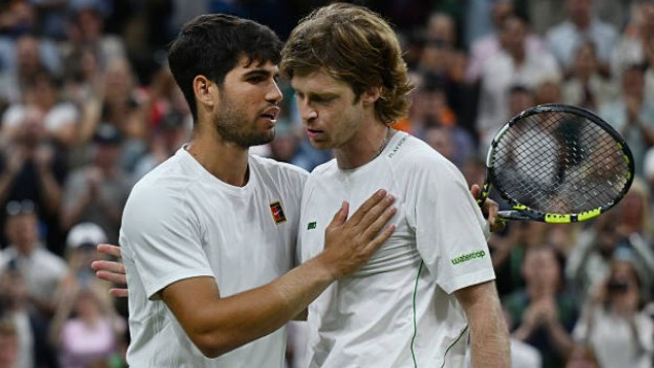 Andrey Rublev Astonishingly Refuses to Give Credit to Carlos Alcaraz for his win at Wimbledon