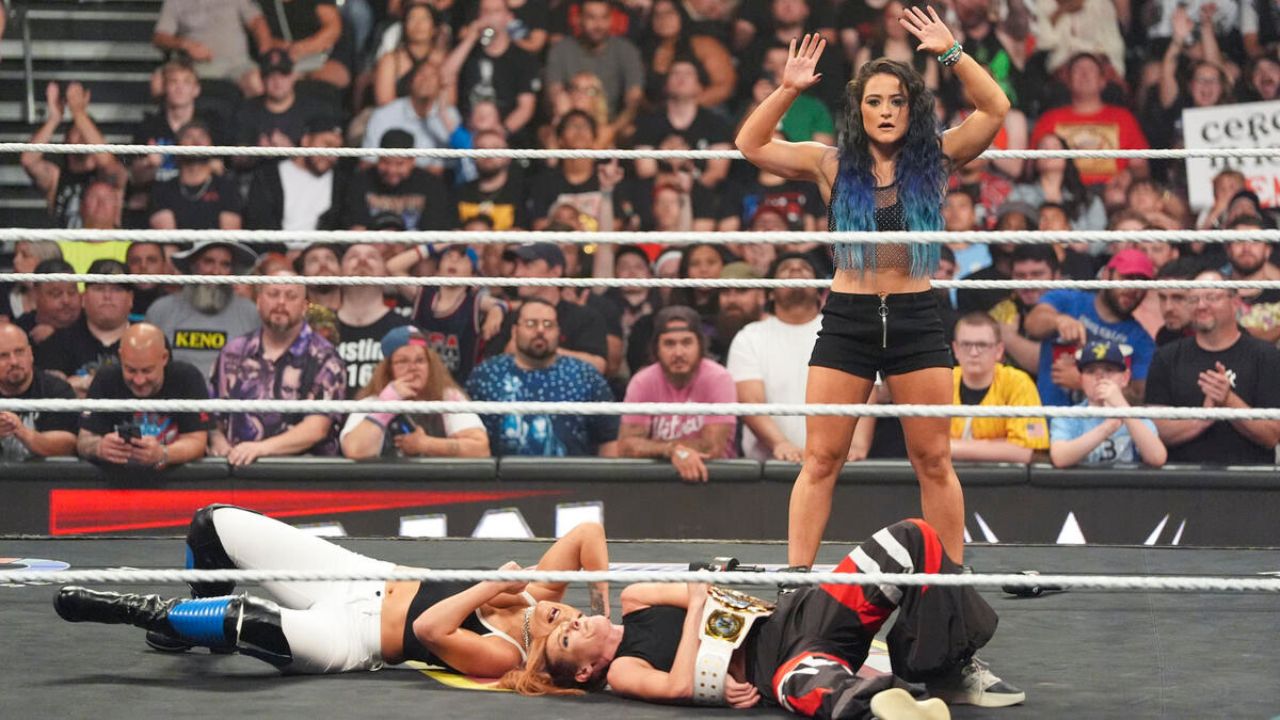 Lyra Valkyria Destroys Becky Lynch and Bayley Ahead of Evolution 2 on Raw