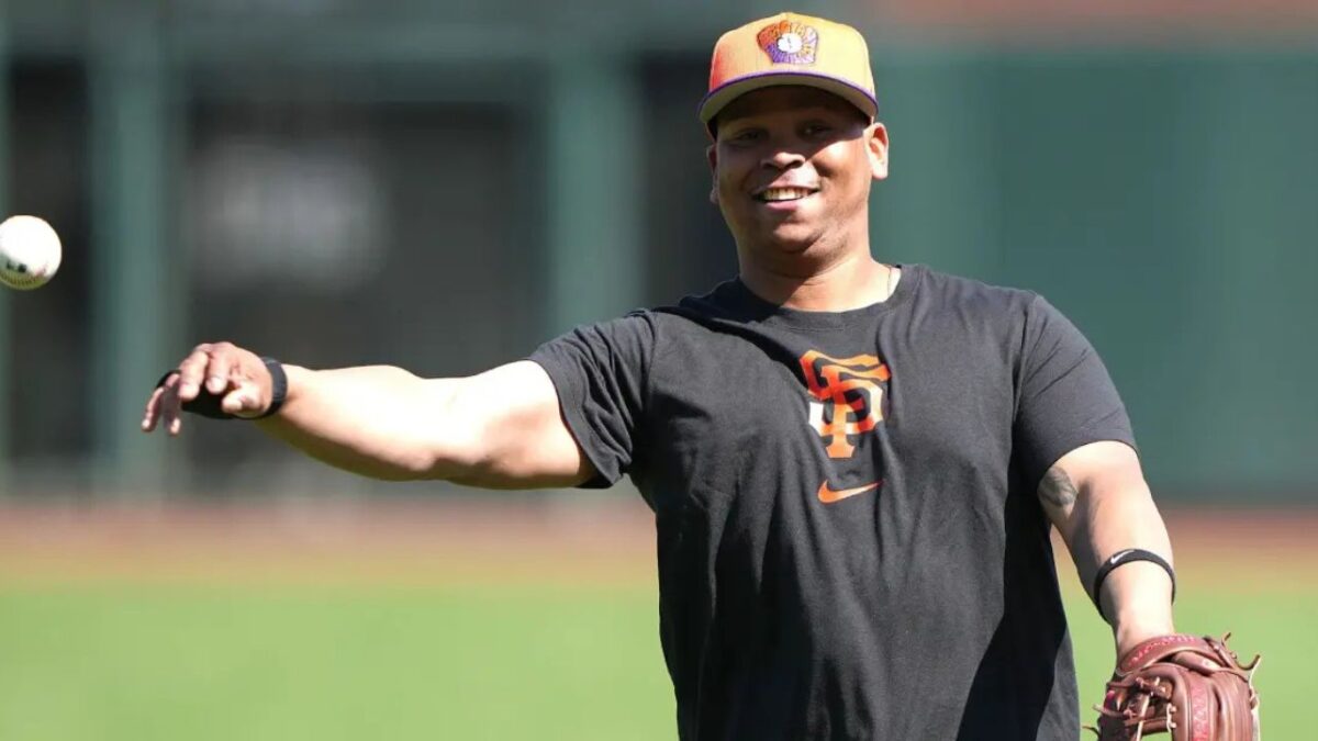 Rafael Devers Throws Subtle SHADE at Red Sox Following 'Comfortable' 1st Base Debut with SF Giants 1 Rafael Devers