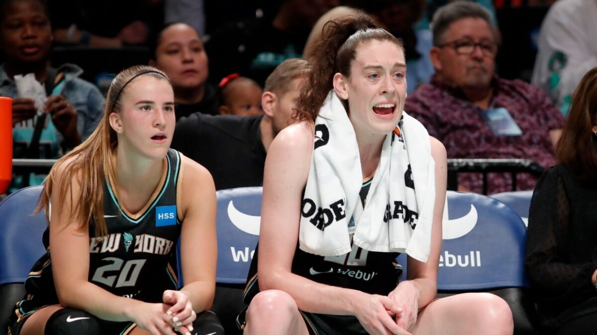 (Video) Sabrina Ionescu Wipes Off Tears from Emotional Young Fan 1 Sabrina Ionescu and her Liberty have hit a rough patch
