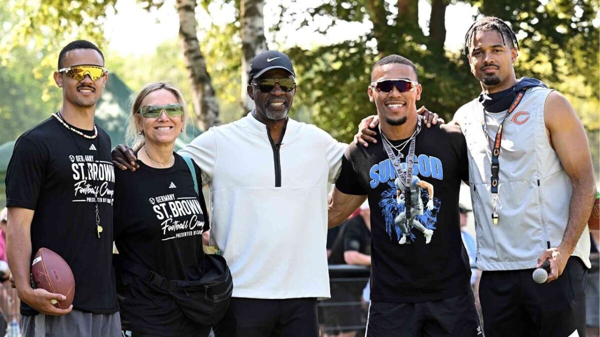 John Brown with his wife Miriam Brown and sons Equanimeous, Osiris, and Amon-Ra St. Brown