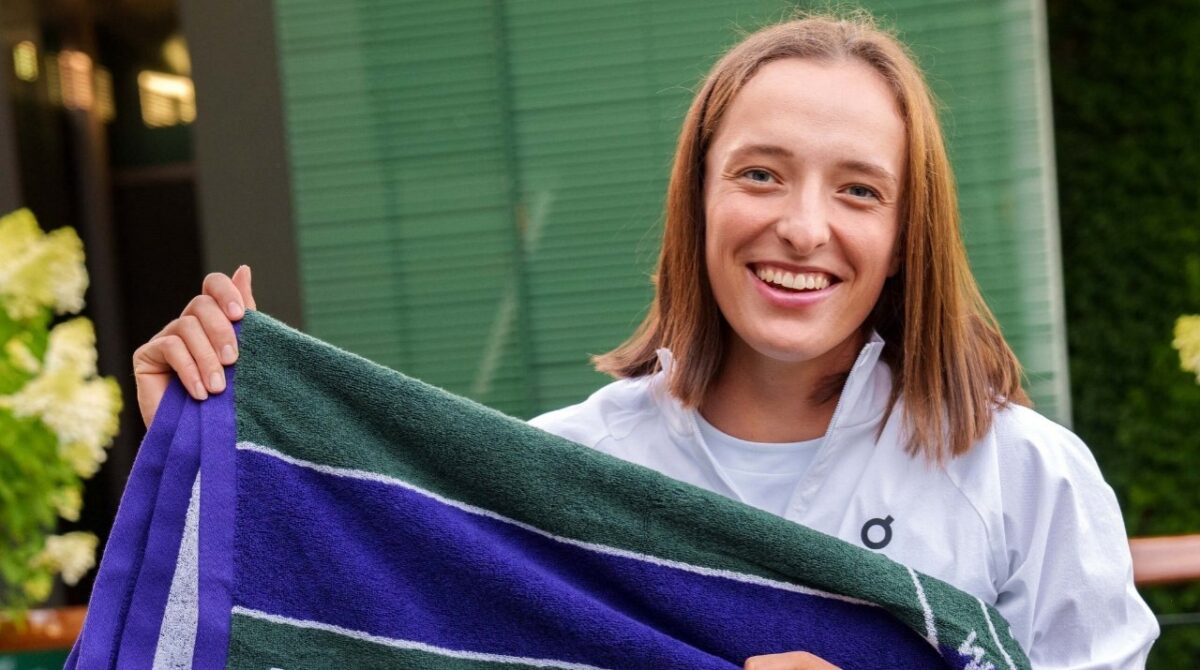 Pat Cash Blasts Critics of Jannik Sinner and Iga Swiatek After Their Historic Wimbledon Triumph 1 Iga Swiatek Wimbledon towel