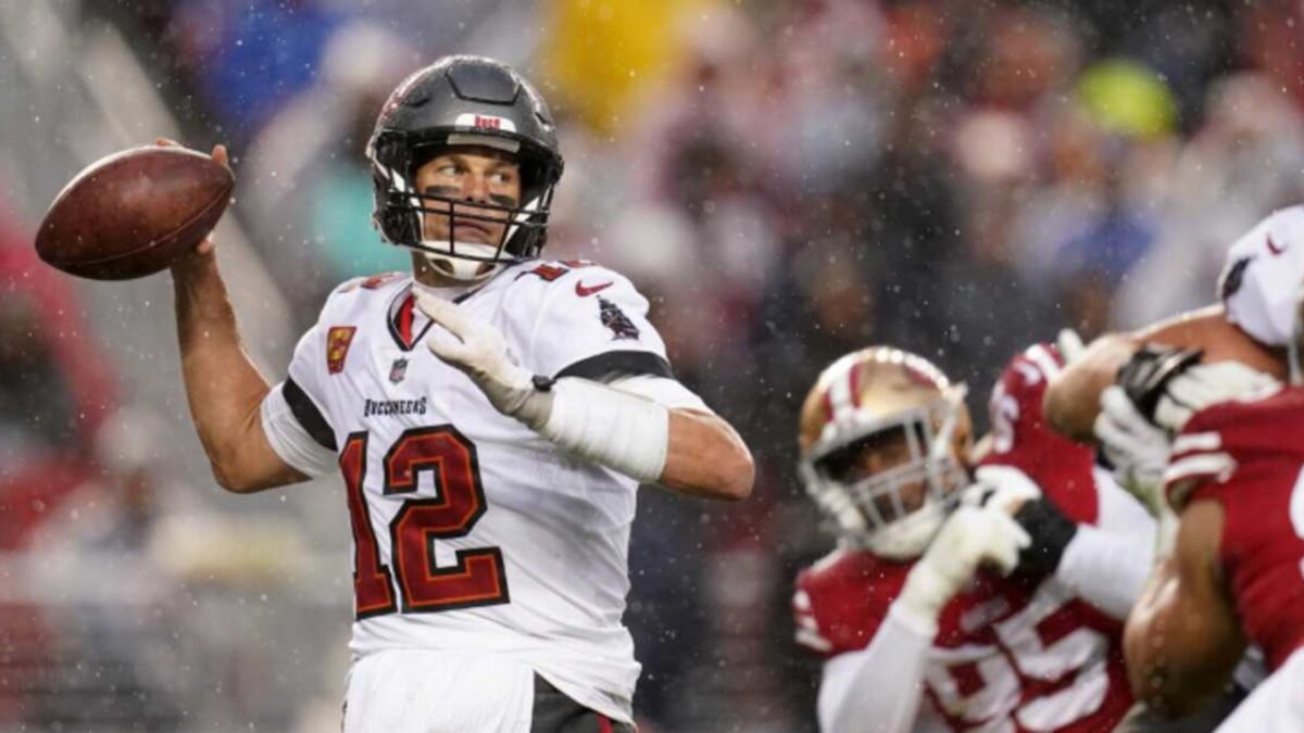 Considering Peyton Manning His "Enemy" Motivated Tom Brady 1 Considering Peyton Manning His "Enemy" Motivated Tom Brady