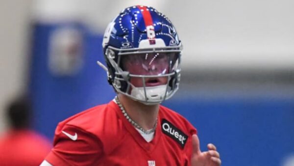 Jaxson Dart Faces Harsh Comparisons Following Troubling Giants Training Camp Debut
