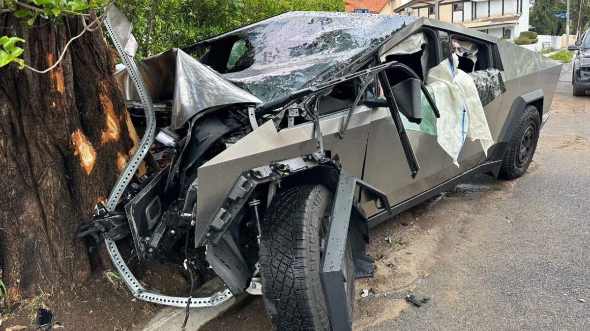 Alijah Arenas' crashed Tesla Cybertruck
