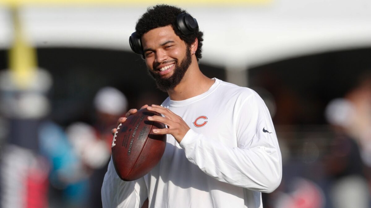 Caleb Williams' 4000-Yard Goal for Upcoming Season Is "Dumb", Feels Nick Wright 1 Caleb Williams' 4000-Yard Goal for Upcoming Season Is "Dumb", Feels Nick Wright