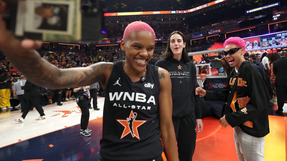 StudBudz Cancels Dave Portnoy Live Stream After Persistent Backlash From Angel Reese Fans 1 Caitlin Clark with StudBudz at All-Star weekend