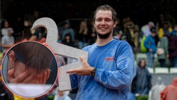 (Video) Alexander Bublik Breaks Down in Tears After Winning Kitzbuhel