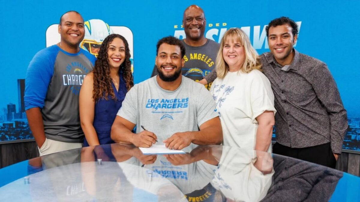 Chargers Star Rashawn Slater's Ex-Wife Won't See a Penny of $144 Million Contract Extension 1 Ex-Wife Stassney Brown missing in Rashawn Slater's contract extension picture