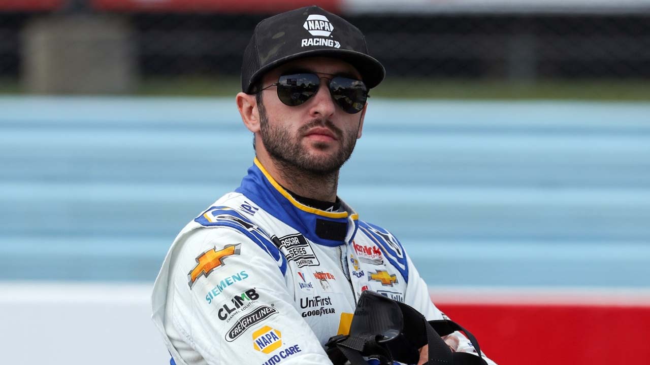 Chase Elliott “Wants It All” in the 2025 Regular Season crown chase