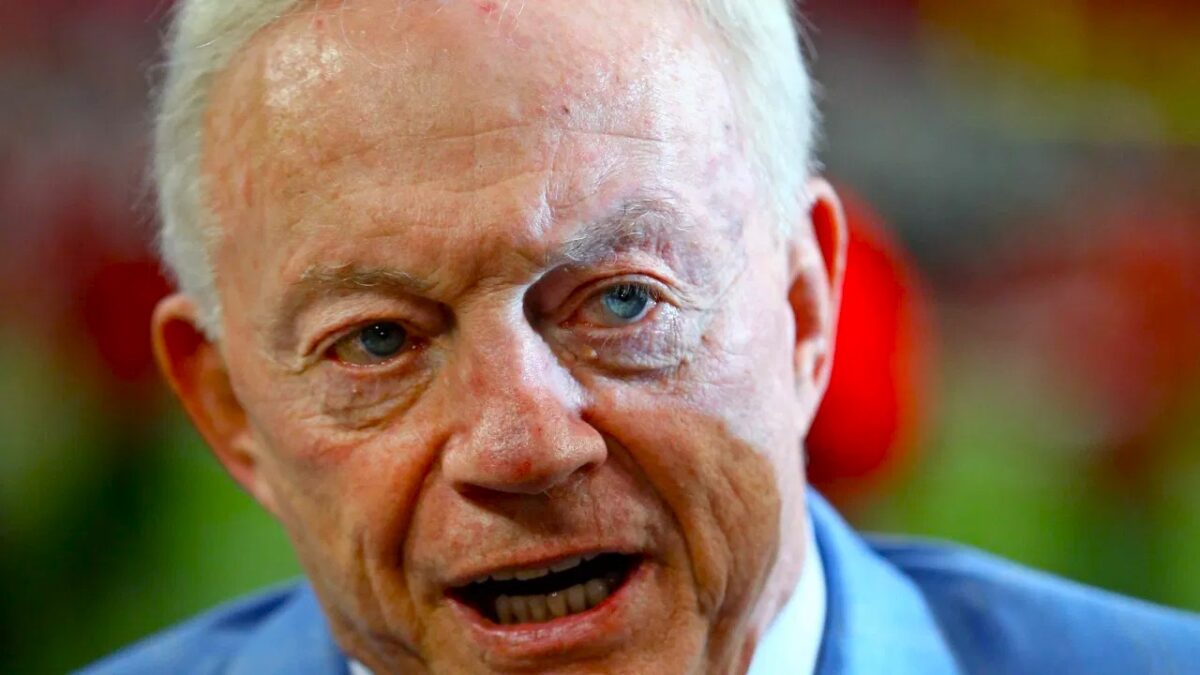 (Video) Jerry Jones Greeted with Hostile "Let's Pay Micah" Chants at Cowboys' Training Camp