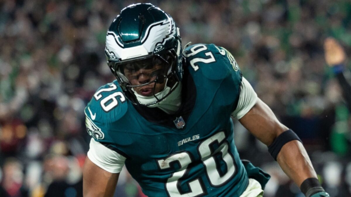 "Shocked" Saquon Barkley Declines President Donald Trump’s Invitation to Serve on Sports Council 1 "Shocked" Saquon Barkley Declines President Donald Trump’s Invitation to Serve on Sports Council