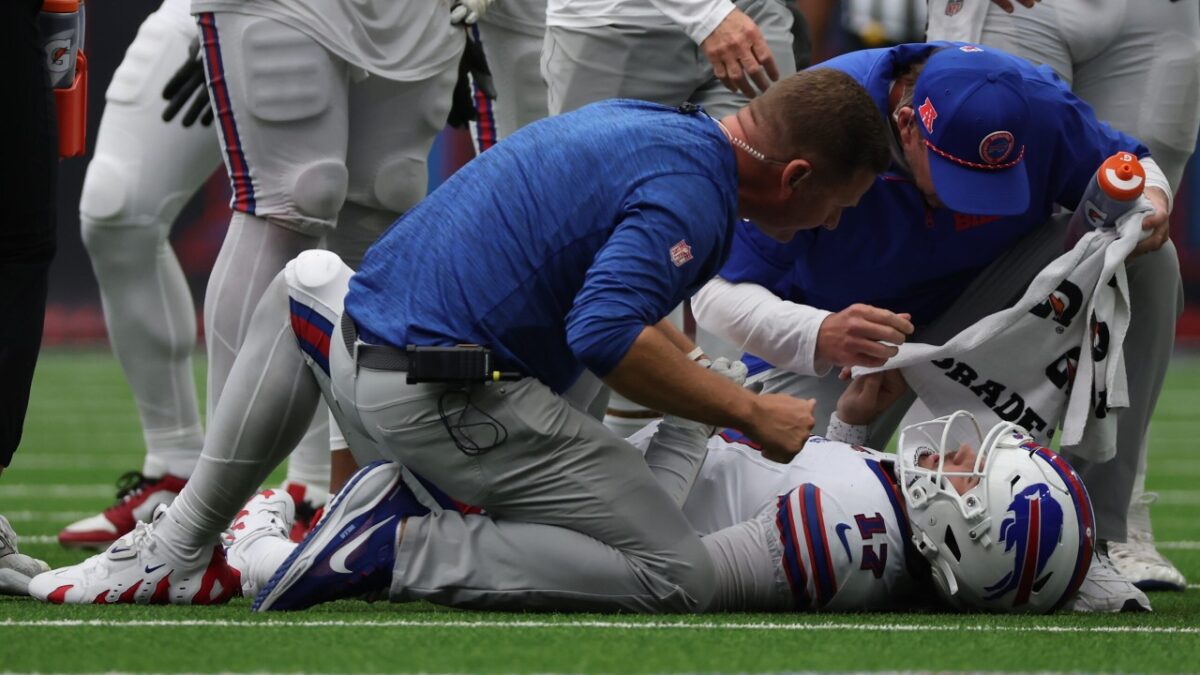 Josh Allen came to play after hitting his head on the turf