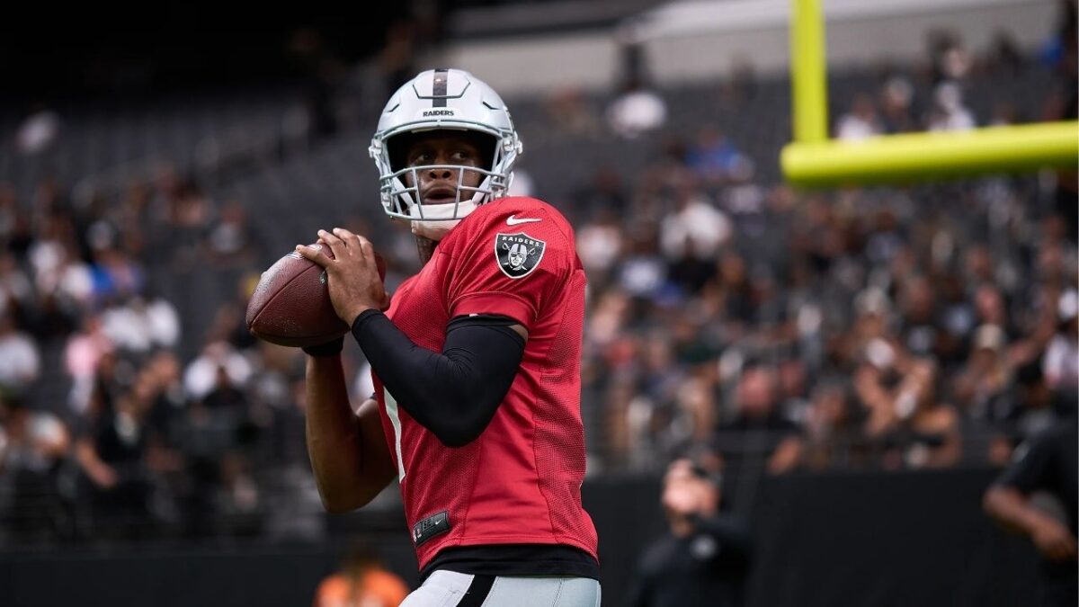 Geno Smith’s Postgame Excuse Didn’t Sit Well with Raiders Fans After Jaguars Loss 1 Geno Smith