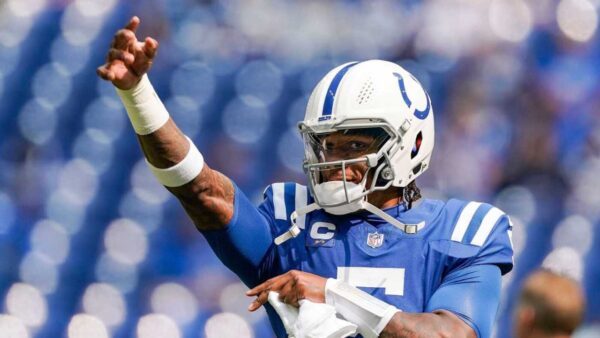 (Video) Anthony Richardson Gets Badly Hurt in Colts’ First Preseason Game, Scary Photo Shows a Bent Finger