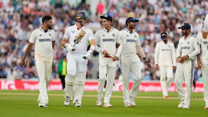 A chat between Jamie Smith and Shubman Gill from the England vs India series