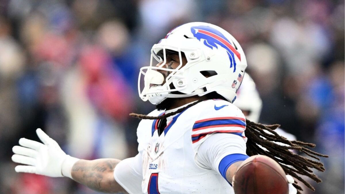 Cris Carter Wants James Cook To "Fake an Injury" to Get Paid by the Bills Amid Hostile Standoff 1 James Cook