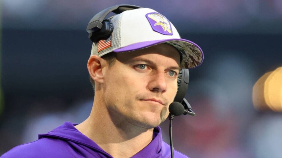 Male Cheerleader the Reason Behind Multiple Vikings Fans Canceling Their Season Tickets