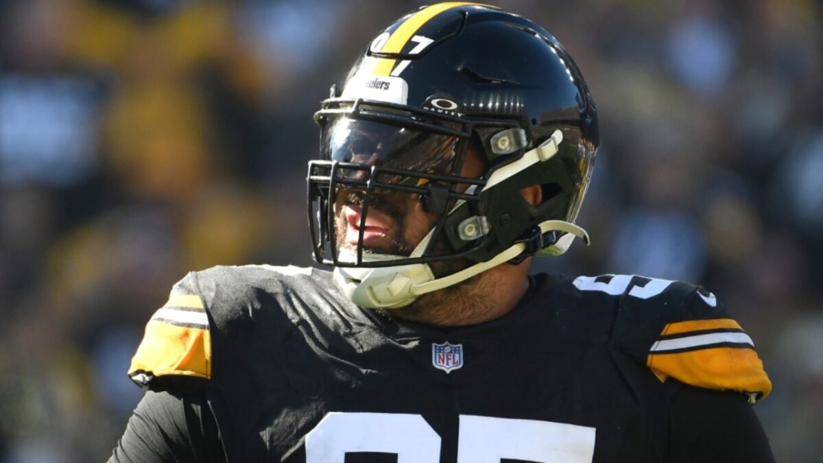 Hypocrite? Cam Heyward Demands More Money Despite Signing Contract Extension Last Summer 1 Hypocrite? Cam Heyward Demands More Money Despite Signing Contract Extension Last Summer