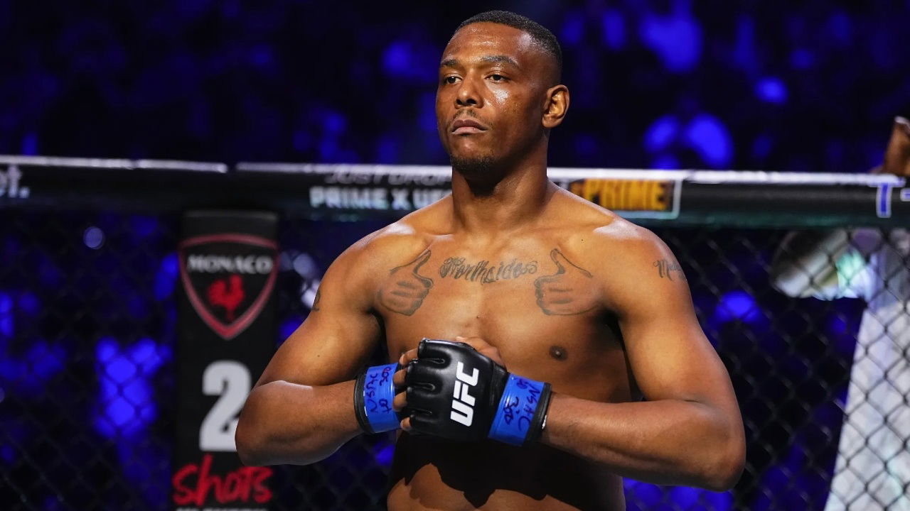 (Video) Jamahal Hill Disses Girlfriend of Disrespectful Fan After Booing Ahead of UFC 319