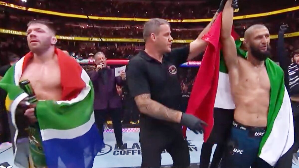 "Khamzat Chimaev is Not Human" - Dricus Du Plessis Losing One-Sided Beatdown at UFC 319 Shocks MMA World 1 Khamzat Chimaev defeats Dricus Du Plessis to earn Middleweight championship