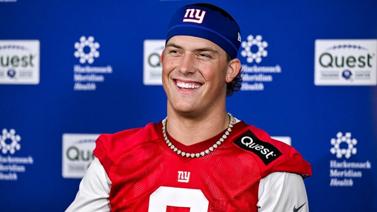 Jaxson Dart Putting on a Show in Preseason Games Has New York Fans Excited - "Giants Have Found a QB Again" 1 Jaxson Dart Putting on a Show in Preseason Games Has New York Fans Excited - "Giants Have Found a QB Again"