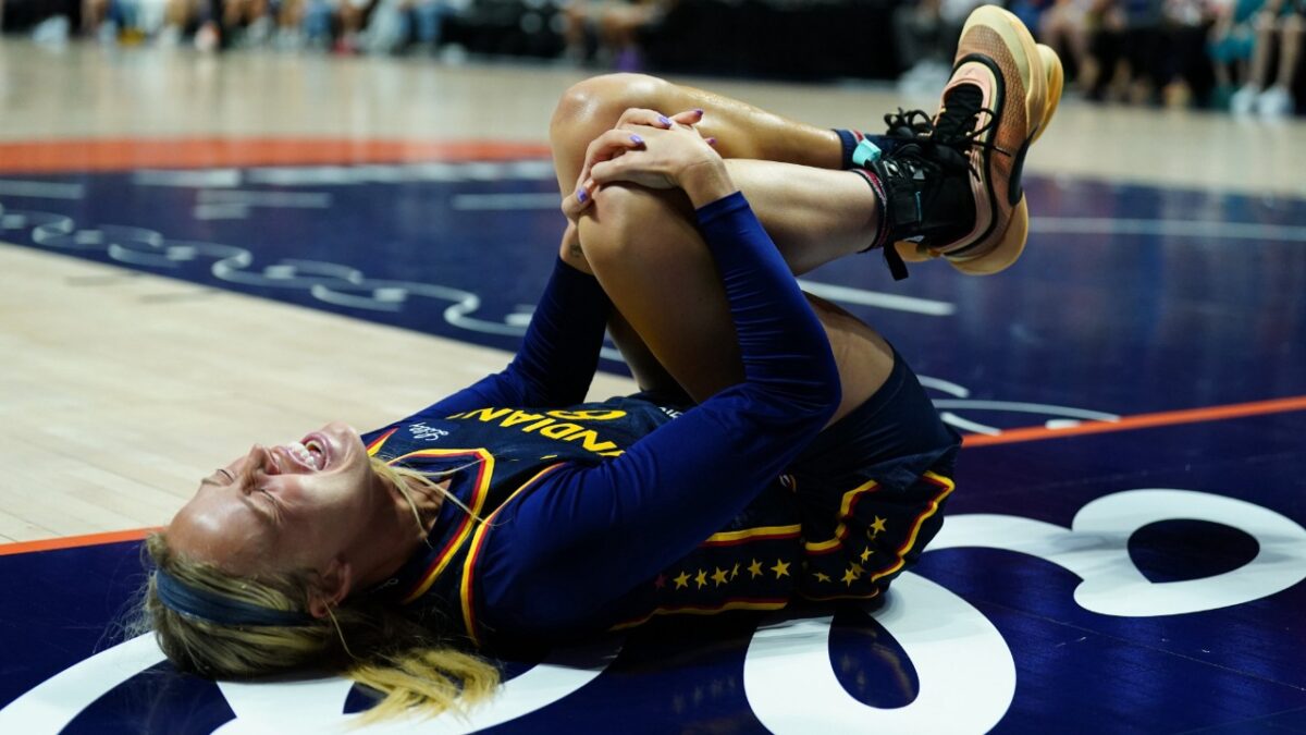 Sophie Cunningham scheduled for MRI after concerning knee injury