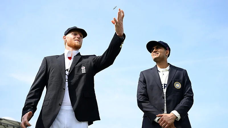 Mitchell Marsh's Shocking Stat After Winning the Toss 20 Times as Australian Skipper Revealed! 1 Shubman Gill and Ben Stokes during a toss in the recent England vs India series.