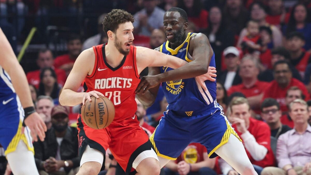 Draymond Green Claps Back at Alperen Sengun Over Playoff Whistle: "Hold that L" 3 Draymond Green battling Alperen Sengun