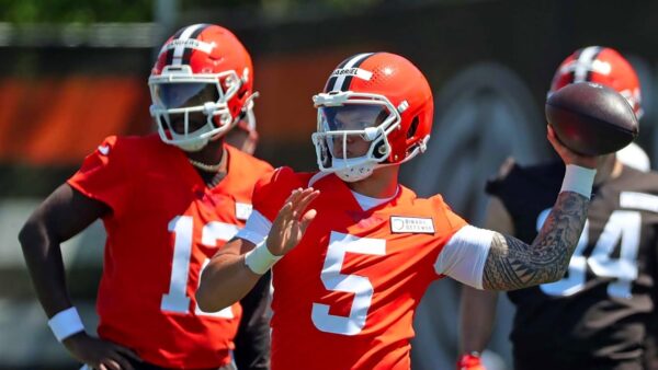 Shedeur Sanders’ Reaction to Dillon Gabriel’s Controversial ‘Entertainers’ Comment Revealed: “It Is What It Is”