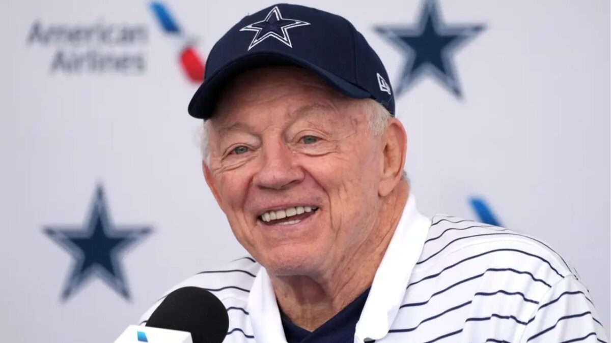 Jerry Jones Tells Stephen A. Smith There's No Room for Agent to Be Involved in Micah Parsons' Contract Negotiations 1 Jerry Jones