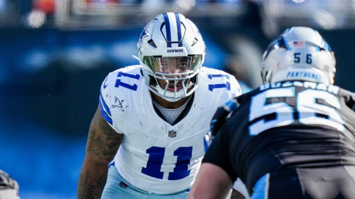 Micah Parsons Caught Sleeping Amid Cowboys’ Preseason Finale as Contract Standoff Escalates 1 Micah Parsons Caught Sleeping Amid Cowboys’ Preseason Finale as Contract Standoff Escalates