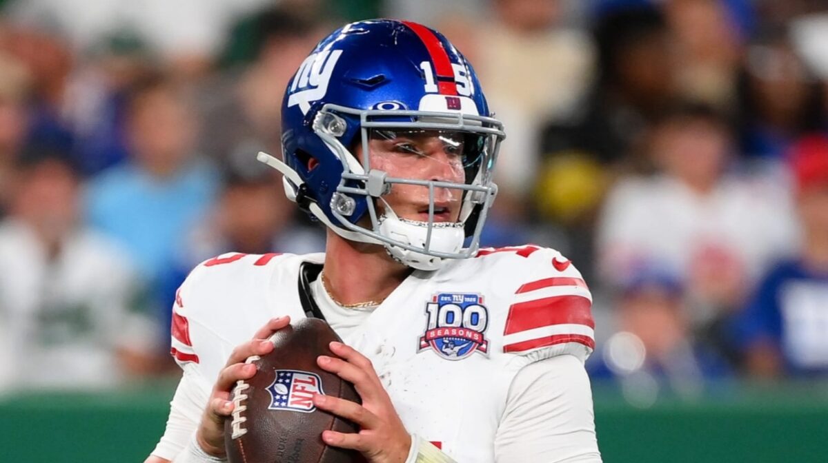 3 Realistic Backups Raiders Could Sign for Geno Smith After Aidan O’Connell's Injury 1 3 Realistic Backups Raiders Could Sign for Geno Smith After Aidan O’connell's Injury