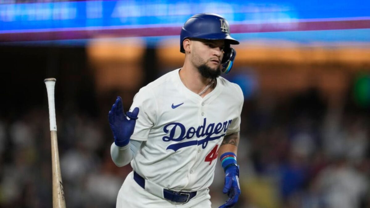 BTS Member V Throwing First Ceremonial Pitch at LA Dodgers Game Sparks HILARIOUS Reaction from Fans: "Bros Better Than Sasaki" 2 Dodgers' Andy Pages