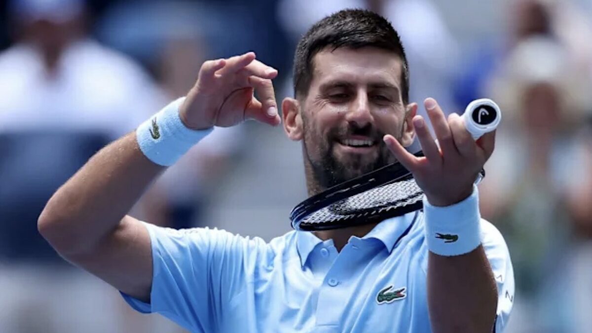 Novak Djokovic (via X/Djokovic fan)