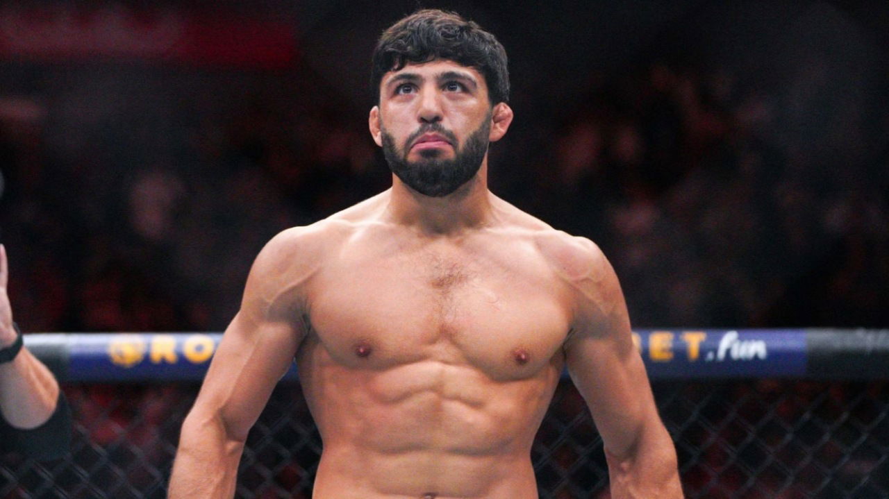 Arman Tsarukyan Announces End of Vacation; Teases Return to Octagon