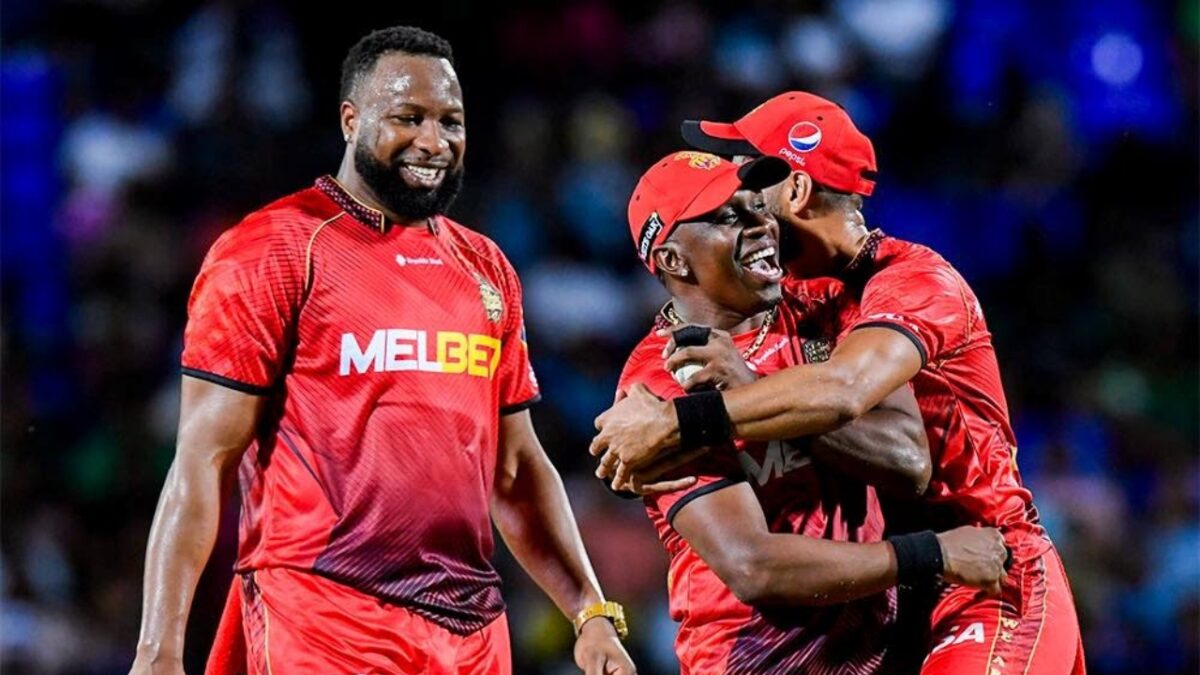 Kieron Pollard Inches Very Close to Chris Gayle as the All-Time T20 Run Scorer 1 pollard and bravo celebrating a wicket