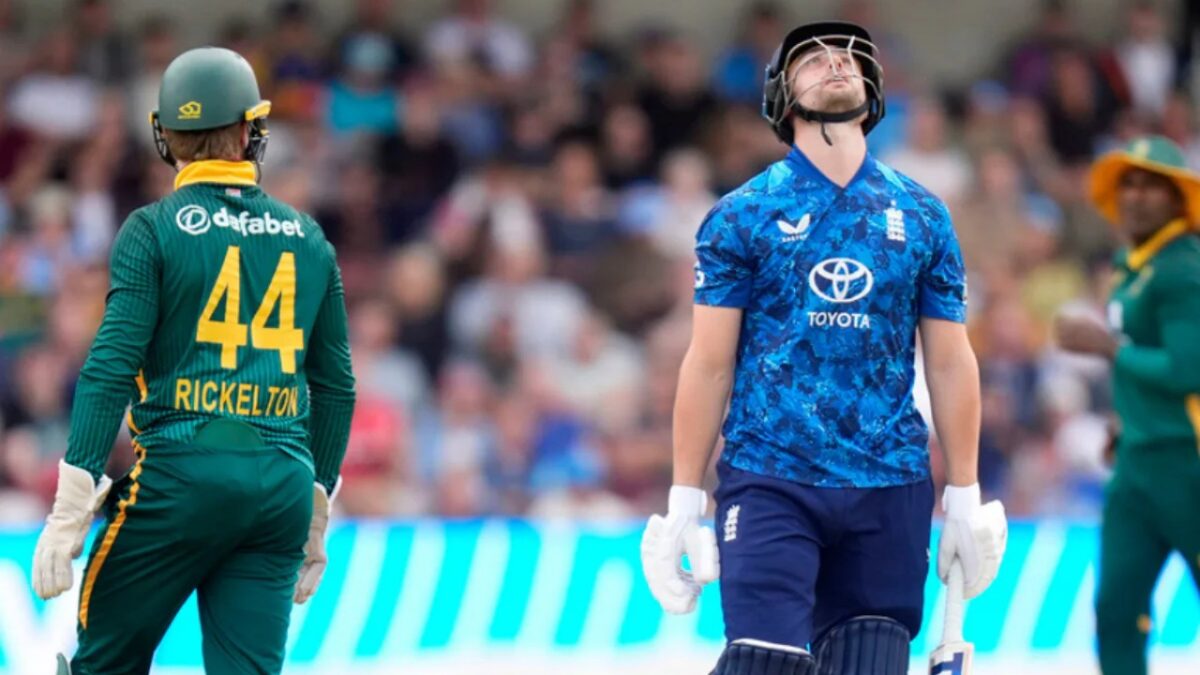 England defeat to South Africa